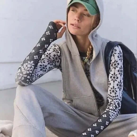 FP Movement Jumpsuit Set Go Onesie Gray Pockets Hood Sleeveless NWT $98 Sz XL - Picture 1 of 14